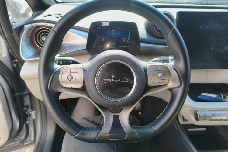 Used BYD Dolphin 2021 405 km Fashion Edition
