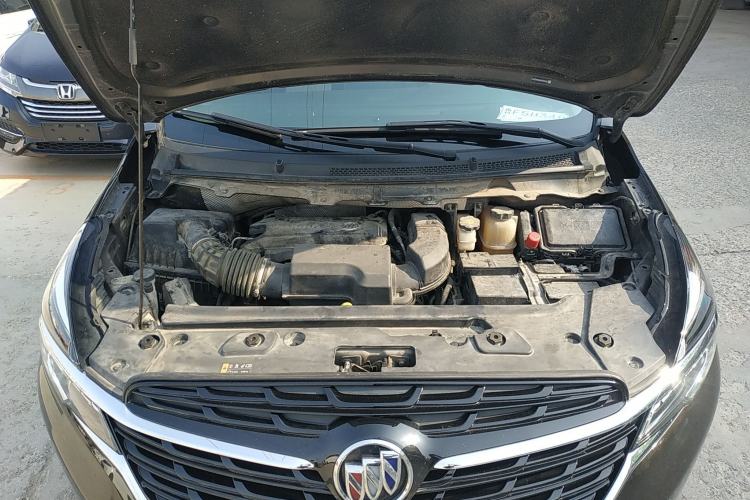 Used Buick GL8 2022 Land Cruiser Executive Class 652T Comfort Model
