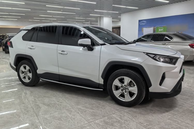 Used Toyota RAV4 2021 2.0L CVT Two-Wheel Drive Urban Edition

