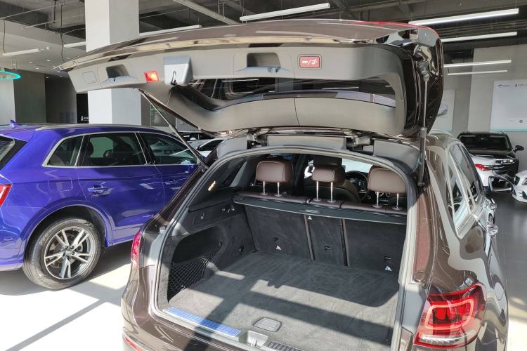 Used Mercedes-Benz GLC 2021 GLC 260 L 4MATIC Dynamic Edition
