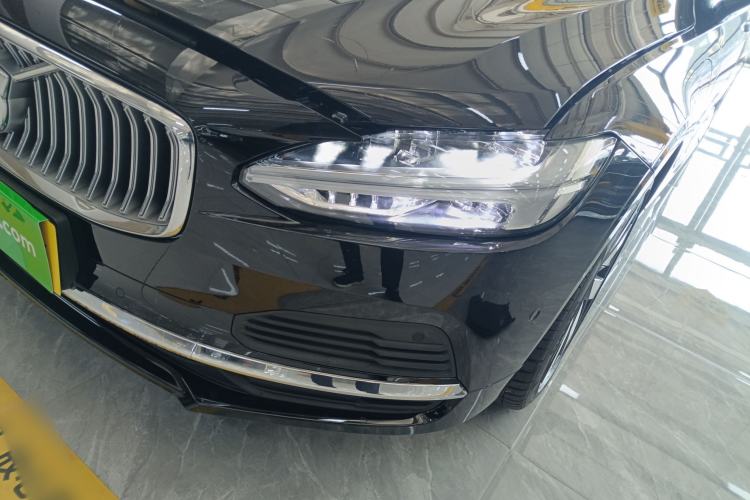 Used Volvo S90 New Energy 2024 Plug-in Hybrid Four-Wheel Drive Long-Range Luxury Smart Edition
