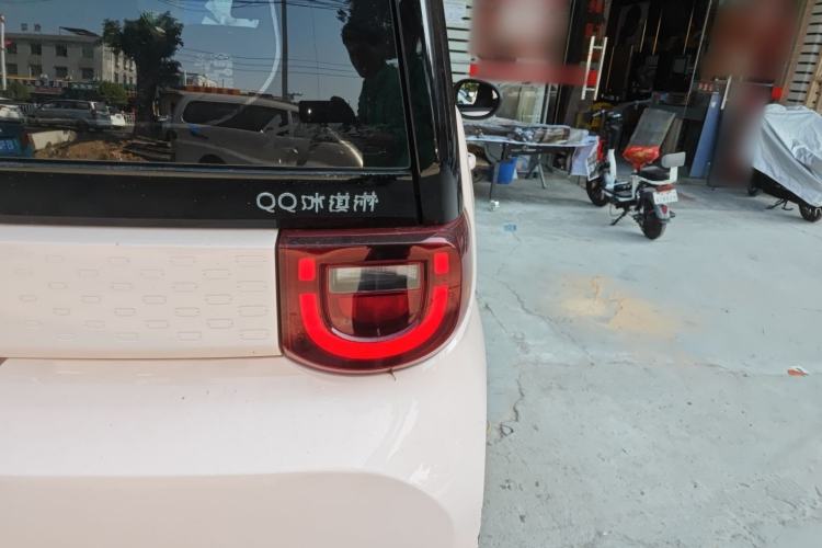 Used Chery QQ Ice Cream 2022 170km Sundae Phosphate Lithium-Ion
