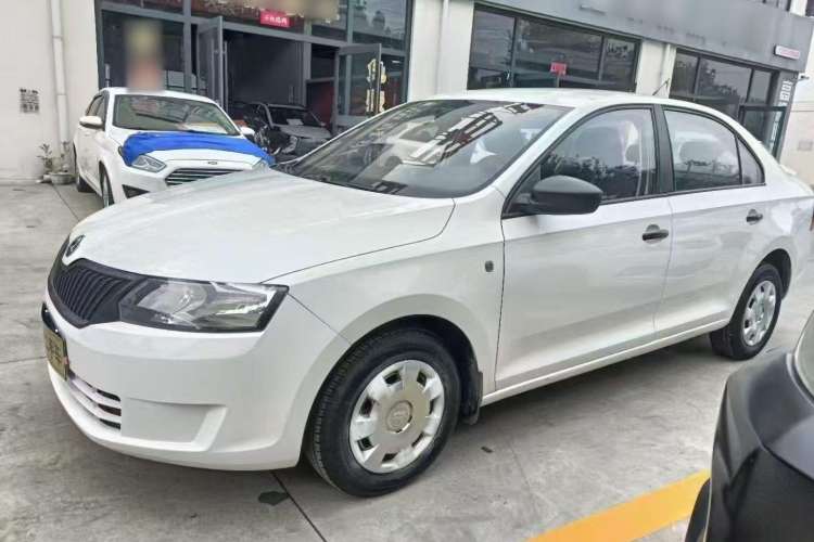 Used Skoda Rapid 2016 1.4L Manual Front-Wheel Drive Version
