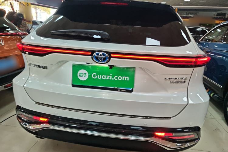 Used Toyota Venza 2023 2.5L Smart Electric Hybrid Dual-Drive Prestige Version