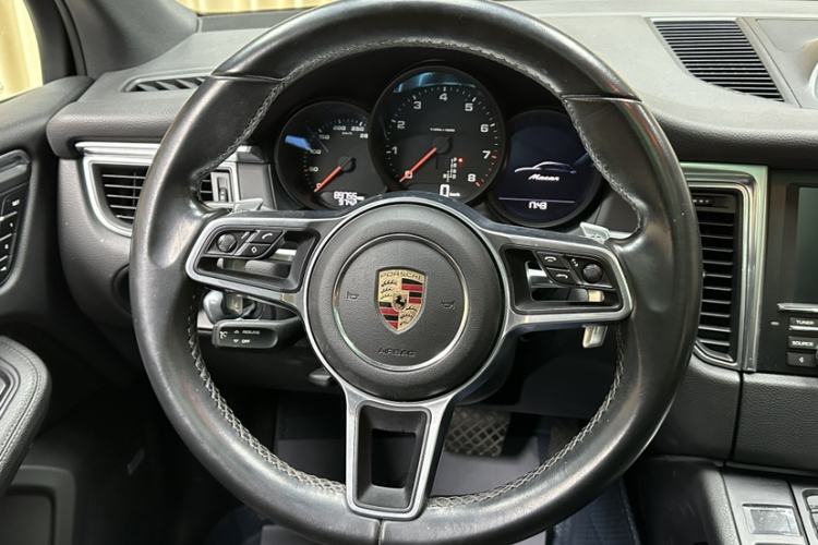 Used Porsche Macan 2016 Macan 2.0T
