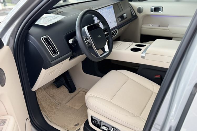 Used Li Auto L9 2024 Ultra Model
