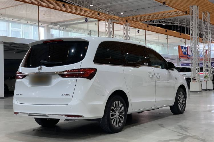 Used Buick GL8 2021 Land Cruiser Executive Class 652T Comfort Model
