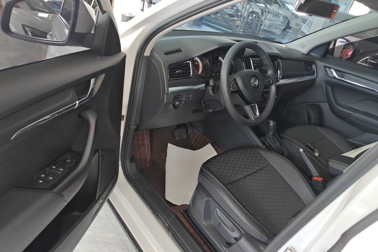 Used Skoda Kamiq 2018 1.5L Automatic Comfort Edition China VI Standard
