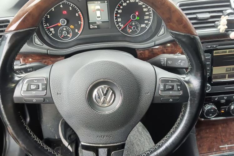 Used Volkswagen Passat 2014 2.0 TSI DSG Ultimate Edition