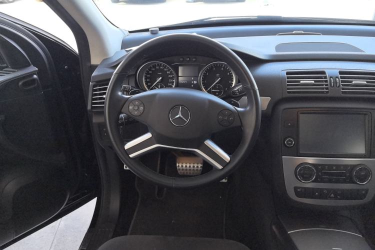 Used Mercedes-Benz R-Class 2014 R 320 4MATIC Business Model
