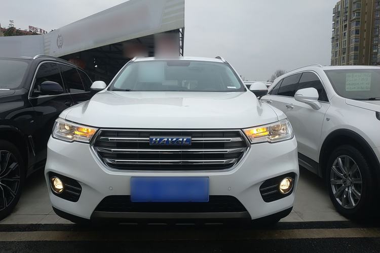 Used Haval H6 2017 Blue Label 1.5T Automatic Two-Wheel Drive ZhiShang Model
