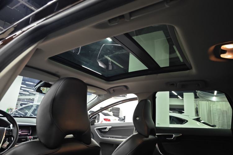 Used Volvo XC60 2017 T5 AWD Smart Upgrade Edition
