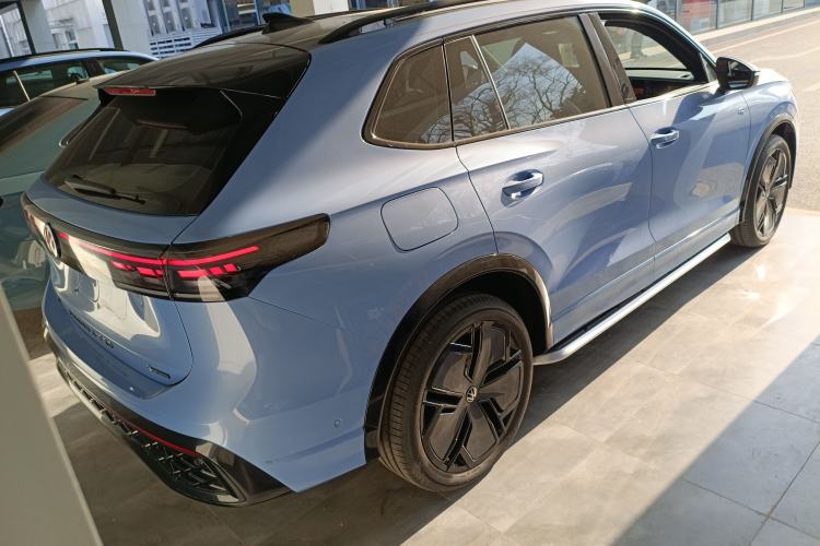 Used Volkswagen Tiguan L 2024 PRO 380TSI Four-Wheel Drive R-Line Prestige Edition