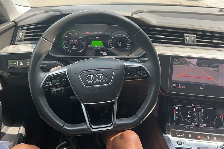 Used Audi e-tron 2021 50 quattro Prestige Edition
