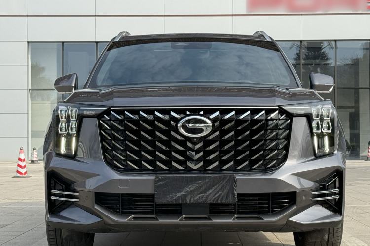 Used GAC Trumpchi GS8 2022 Linghang Series 2.0 TGDI Two-Wheel Drive Luxury Smart Connectivity Version (6 Seats)
