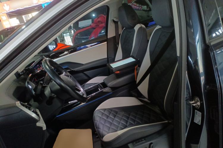 Used Volkswagen ID.6 CROZZ 2022 Long-Range PRO Edition
