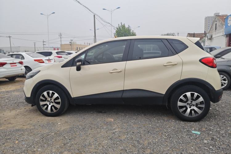 Used Renault Captur 2015 1.2T Automatic Standard Edition
