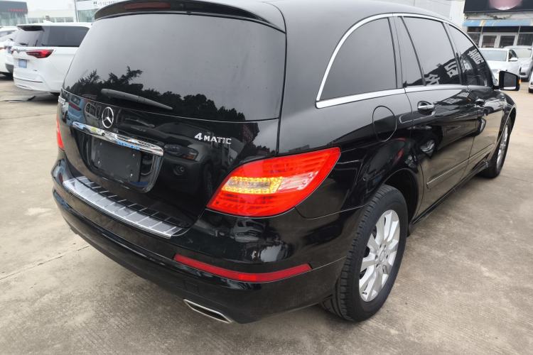 Used Mercedes-Benz R-Class 2017 R 320 4MATIC Business Edition Prestige Model