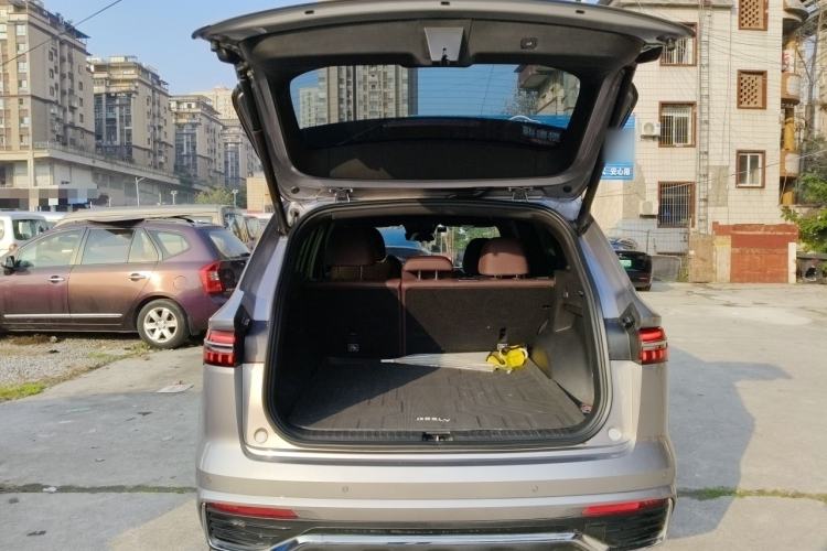 Used Geely Auto Monjaro L 2024 2.0TD High-Power Automatic Two-Wheel Drive Yunqi Version
