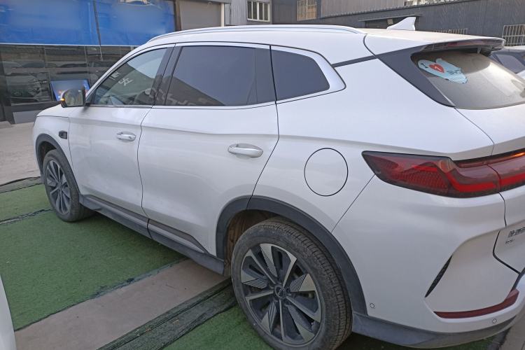 Used BYD Song PLUS New Energy 2025 EV Intelligent Driving Version 520km Premium Model
