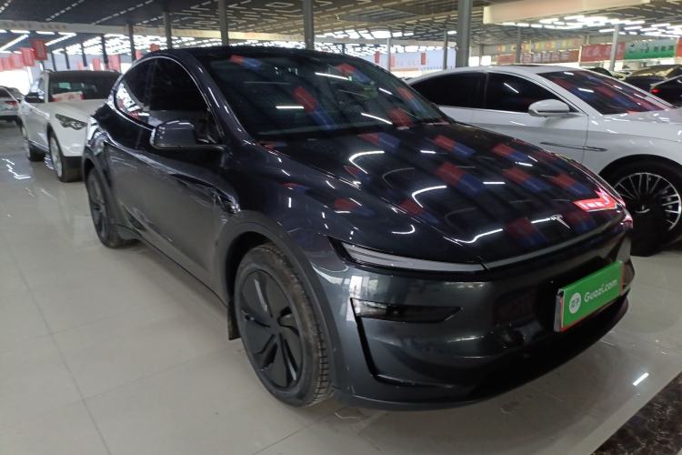 Used Tesla Model Y 2025 Long-Range All-Wheel-Drive Version