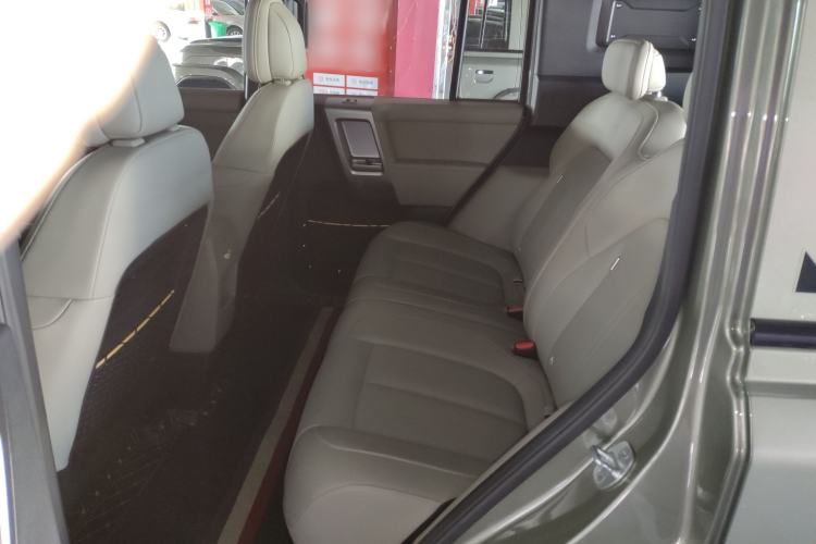 Used  V23 2025 501 Four-Wheel Drive Intelligent Driving Version
