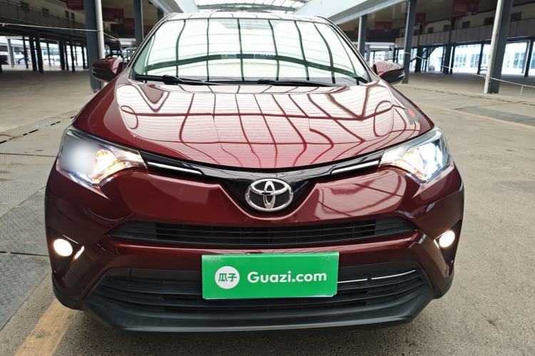 Used Toyota RAV4 2019 2.0L CVT Two-Wheel Drive Pioneer Edition China V Standard