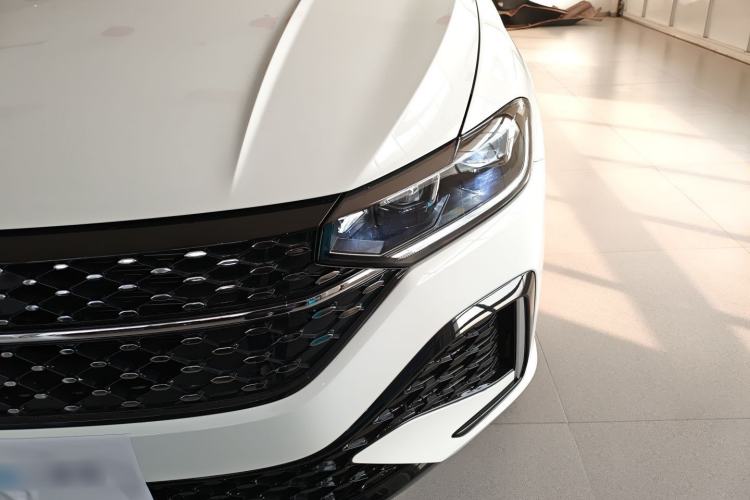 Used Volkswagen Lavida 2024 1.5L Automatic Starry Sky 5 Million Edition