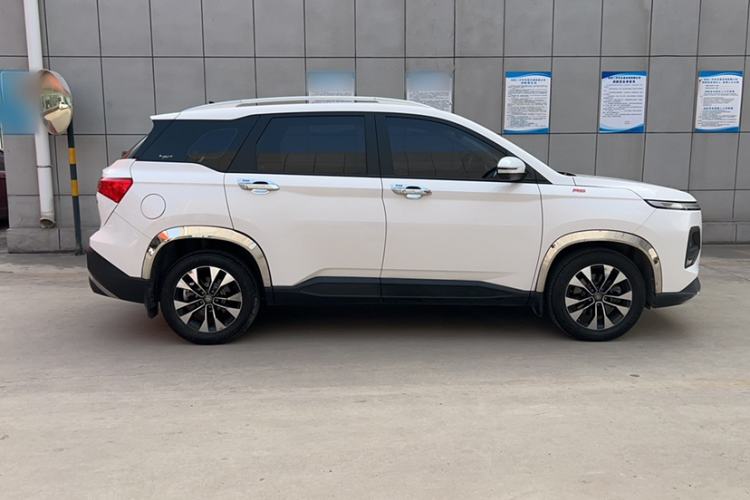 Used Baojun 530 2021 Global Car Anniversary Edition 1.5T CVT Luxury Model 7 Seats