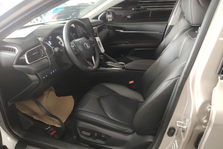 Used Toyota Camry 2021 2.0G Luxury Edition