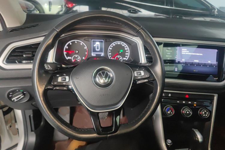 Used Volkswagen T-ROC 2022 280TSI DSG Two-Wheel Drive Elite PLUS
