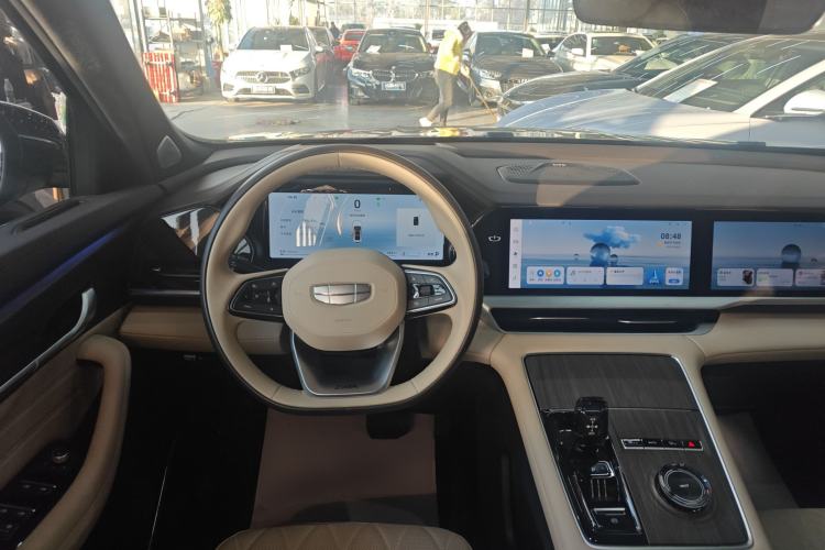 Used Geely Auto Monjaro L 2025 Dongfang Yao 2.0TD Automatic All-Wheel-Drive Wangyue Edition
