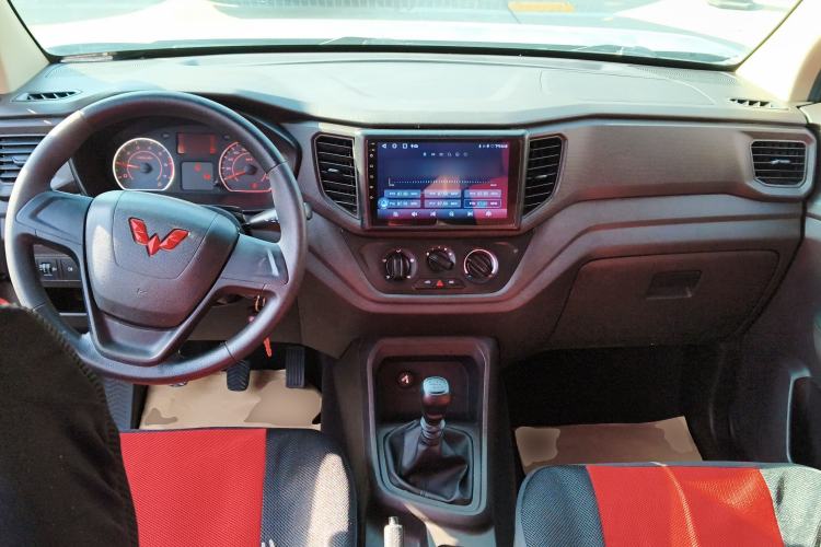 Used Wuling Hongguang V 2022 1.5L Jingqu Version Hydraulic Power Steering LAR
