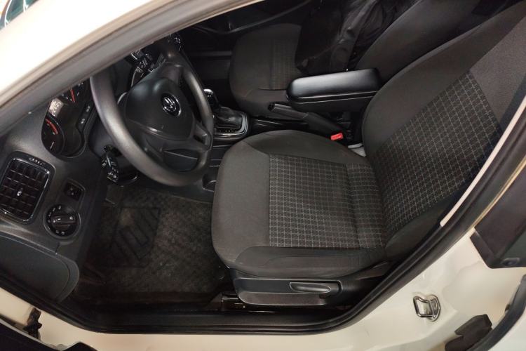 Used Volkswagen Polo 2014 1.6L Automatic Comfort Edition