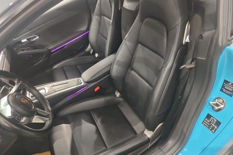 Used Porsche 718 2016 Cayman 2.0T
