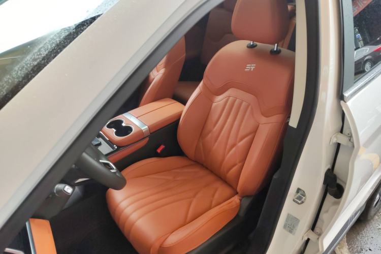 Used JETOUR Shanhai Shanhai L7 2024 1.5T 120km ULTRA 7-Seater
