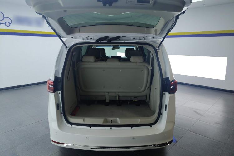 Used Buick GL8 2022 Land Business Class 652T Luxury Model
