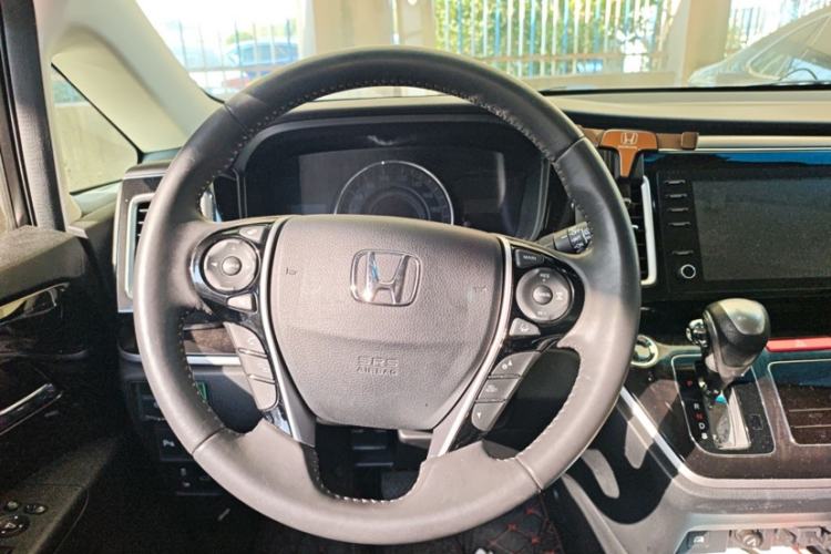 Used Honda Elysion 2019 2.0L Hybrid Luxury Edition
