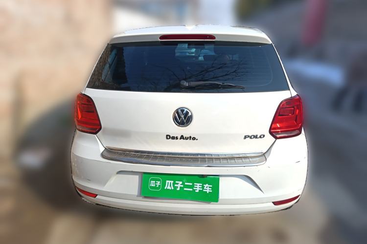 Used Volkswagen Polo 2016 1.4L Manual Fashion Model