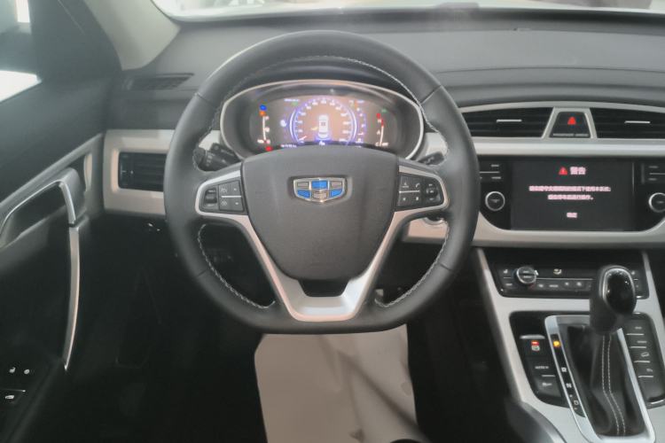 Used Geely Auto Emgrand X7 Sport 2018 1.8TD Automatic Two-Wheel Drive Smart Connect 4G Internet Edition
