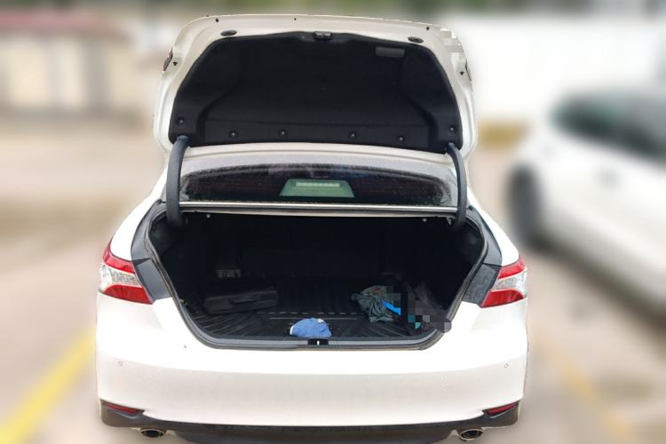 Used Toyota Camry 2018 2.5G Luxury Edition
