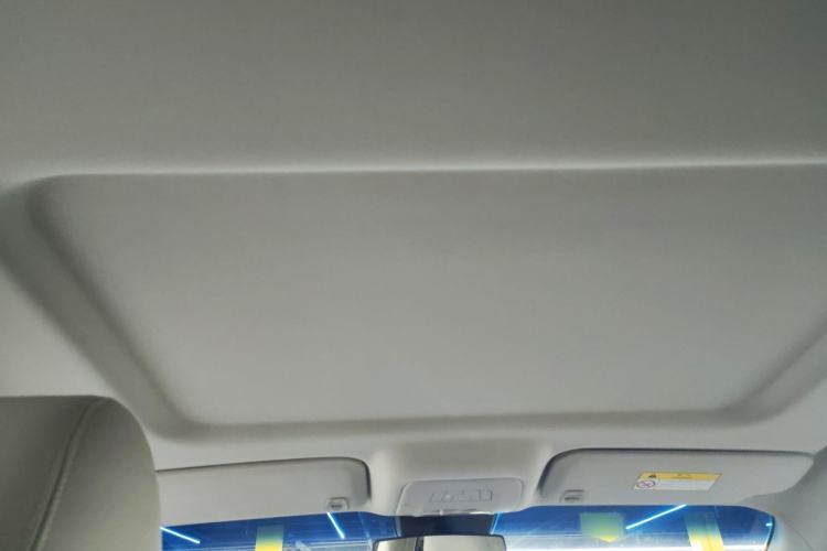 Used Buick GL8 2023 Land Executive Class Comfort Model
