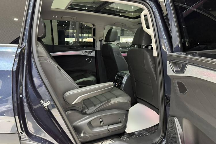 Used Volkswagen Talagon 2023 Facelift 380TSI All-Wheel-Drive Luxury Jiajing Pro 6-Seater
