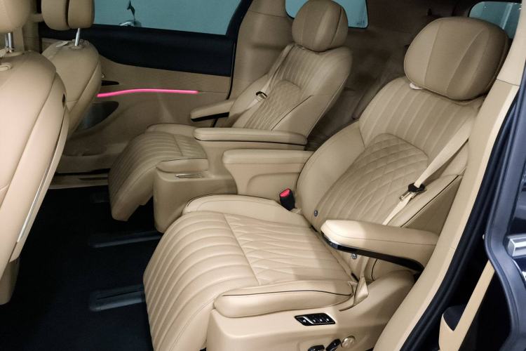 Used VOYAH Dream 2024 PHEV Ultra-Long Range Flagship Edition
