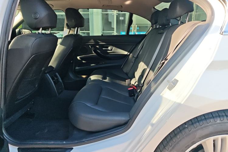 Used BMW 3 Series 2017 320Li Fashion Model
