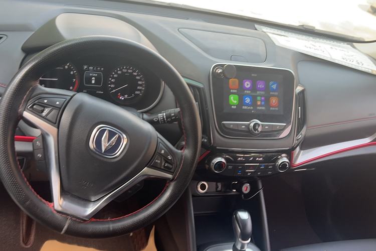 Used Changan CS55 2018 1.5T Automatic Colorful Edition China V Standard
