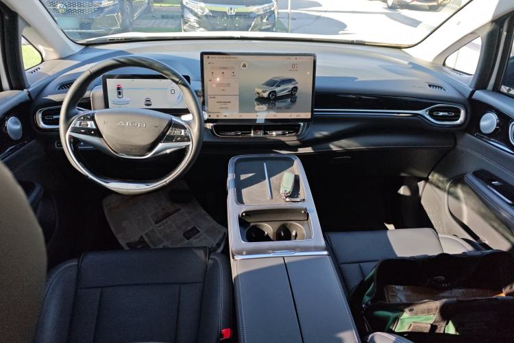 Used AION V 2023 Plus 70 Smart Edition Lithium Iron Phosphate
