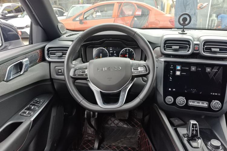 Used Lynk & Co 03 2020 1.5TD DCT JingPro Edition
