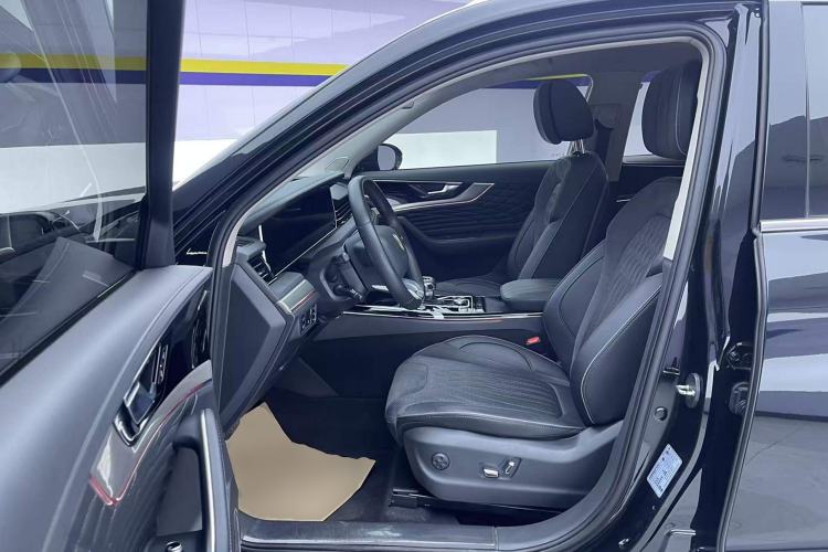 Used Hongqi HS5 2022 Revised Version 2.0T Smart Connect Flagship Edition
