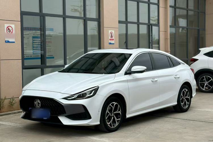 Used MG 5 2022 180 DVVT CVT Youth Luxury Edition
